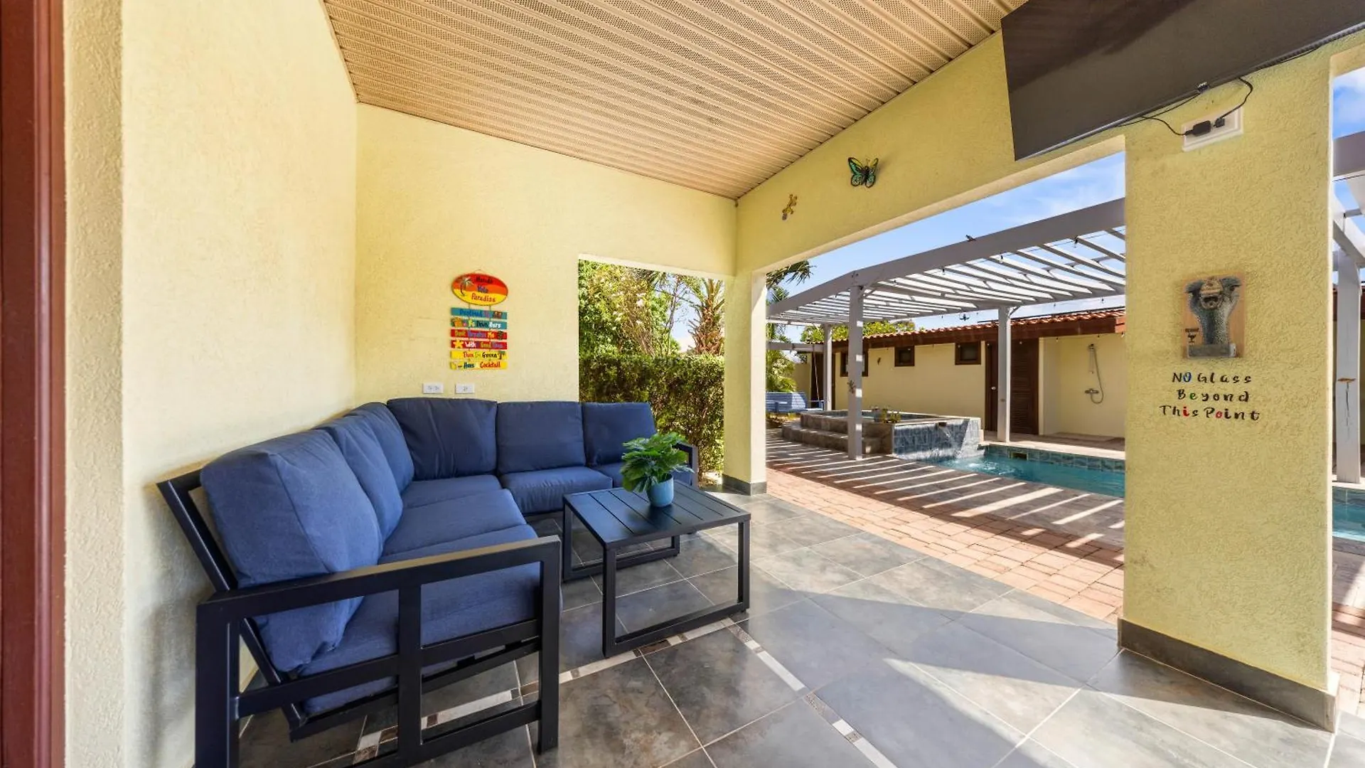 3 Min To Beach W Pool, Jacuzzi & Gym By Top Tier Palm Beach 0*,