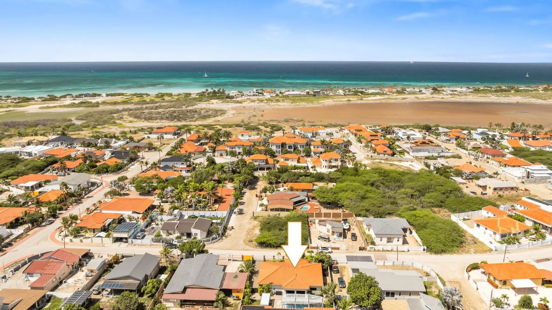 Villa 3 Min To Beach W Pool, Jacuzzi & Gym By Top Tier Palm Beach