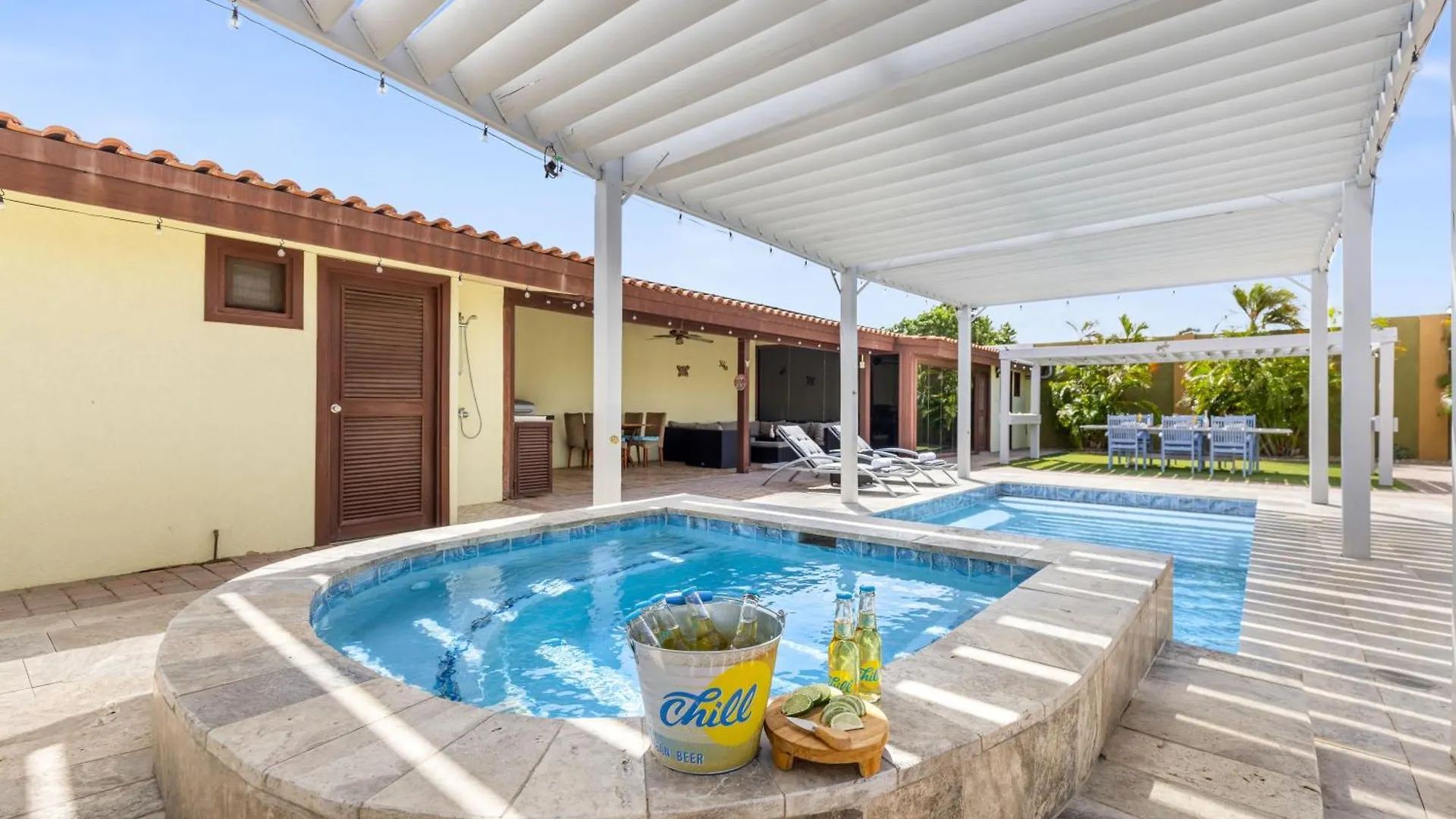 Villa 3 Min To Beach W Pool, Jacuzzi & Gym By Top Tier Palm Beach Aruba