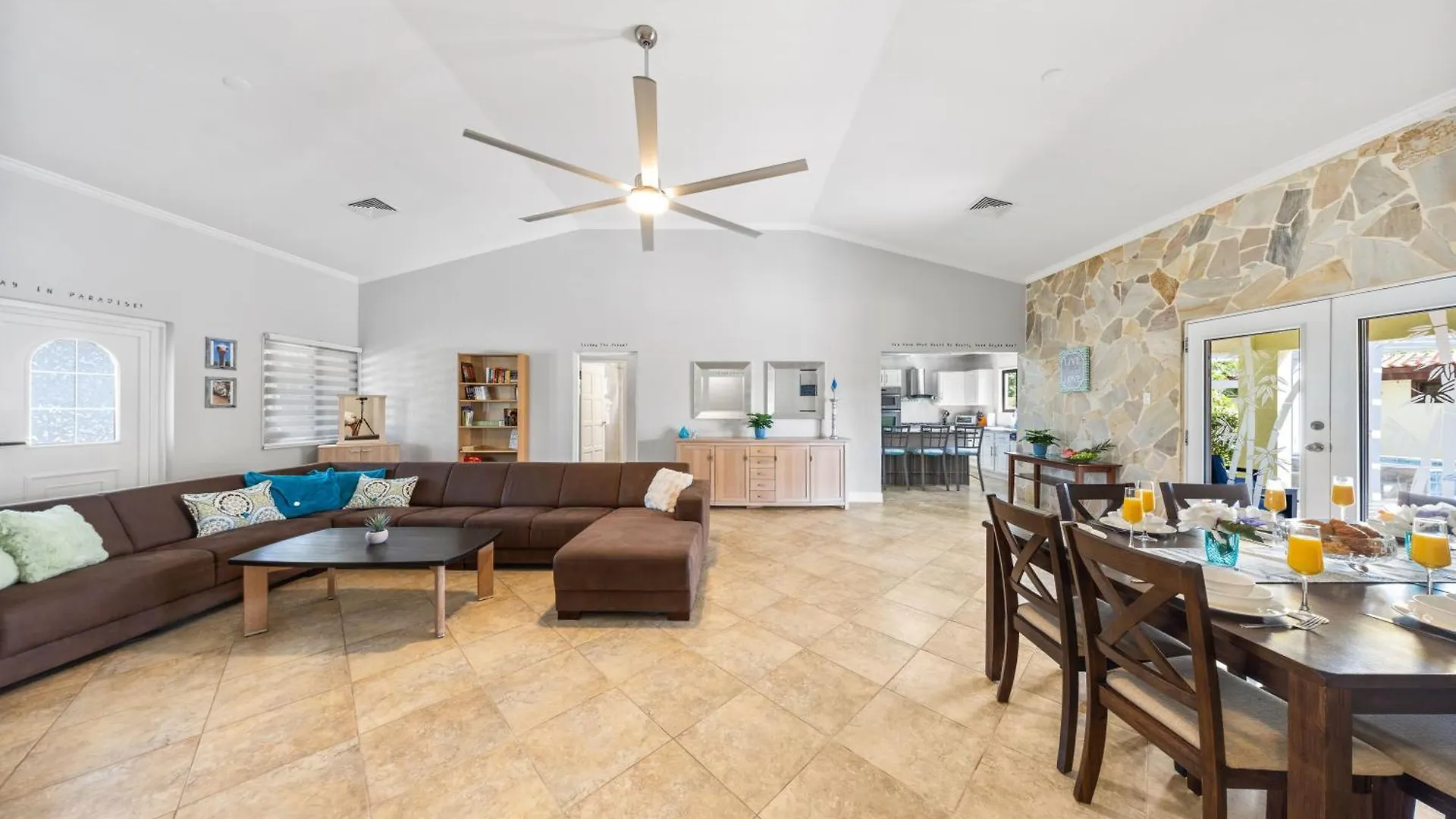 3 Min To Beach W Pool, Jacuzzi & Gym By Top Tier Palm Beach 0*,  Aruba